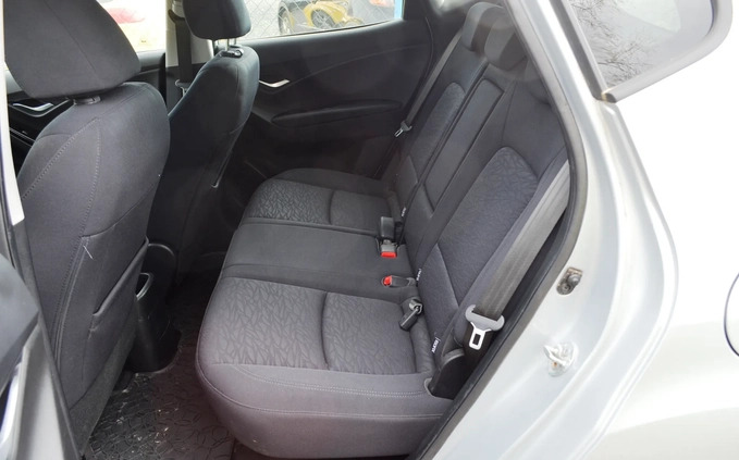 Hyundai ix20 cena 35900 przebieg: 80000, rok produkcji 2010 z Niepołomice małe 277